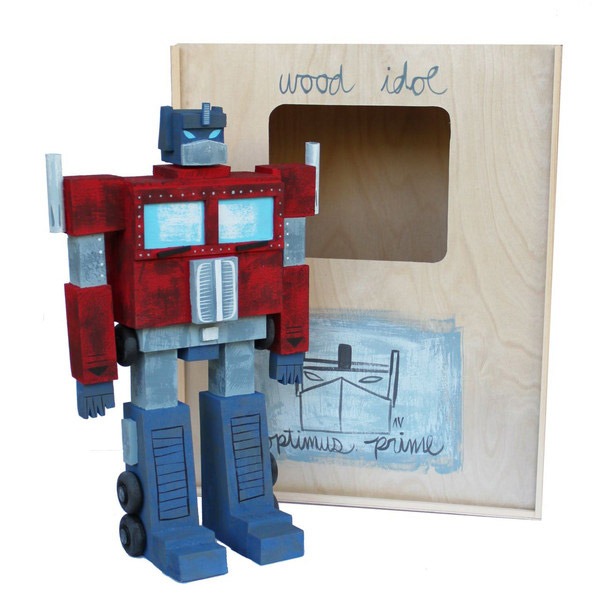 06-toys-wood-idol-por-amanda-visell-optimus-prime